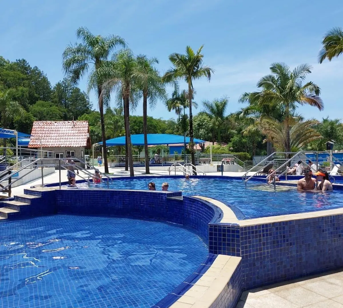 Apto Lirio Da Paz- 3 Quartos Com Sacadas,Espacoso E De Frente Para Avenida Principal! 皮拉图巴
